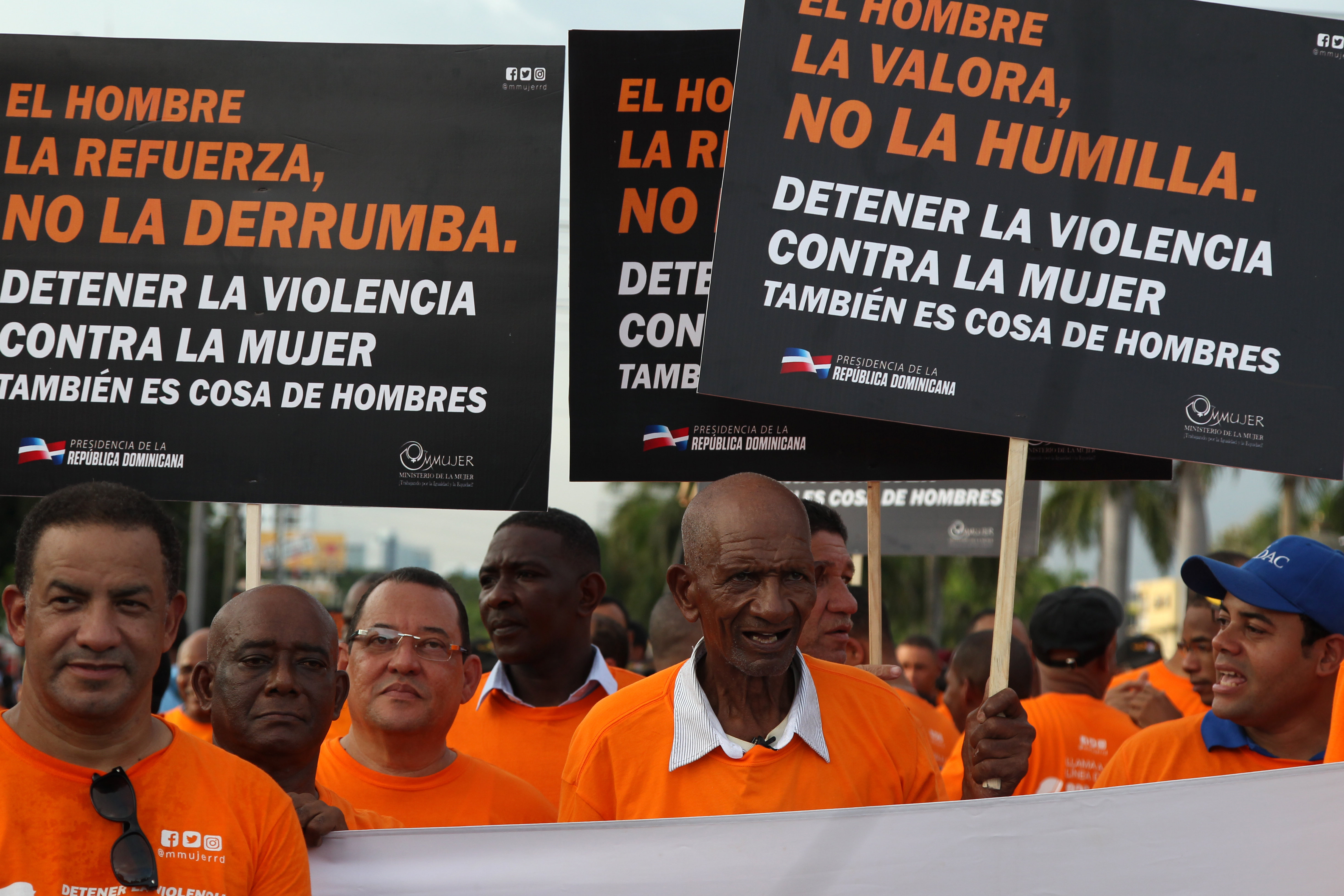 Ni Una Menos: marcha de varones en República Dominicana en contra de los femicidios
