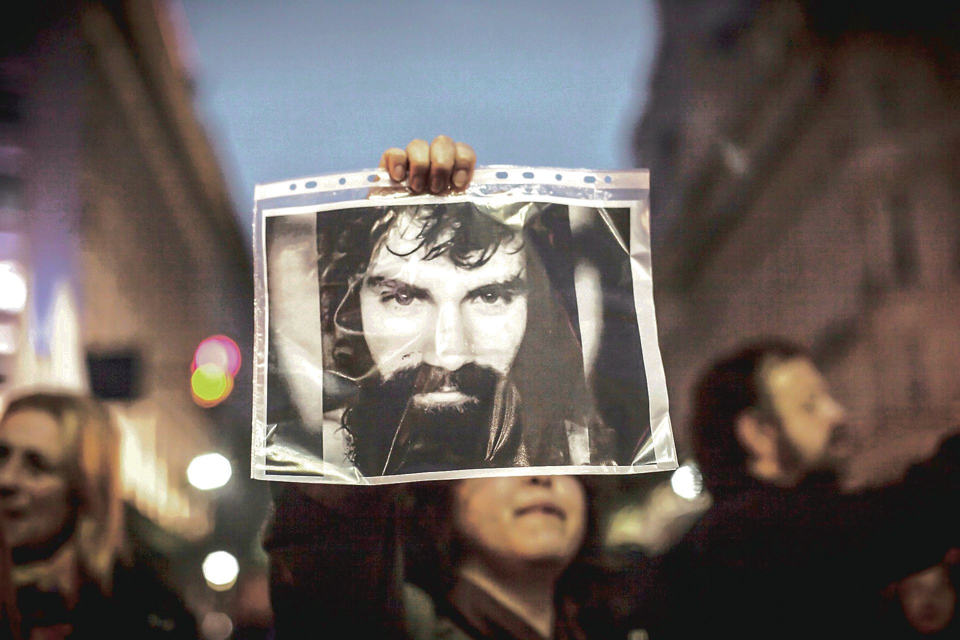 Argentina: Ascienden al policía imputado por la muerte de Santiago Maldonado