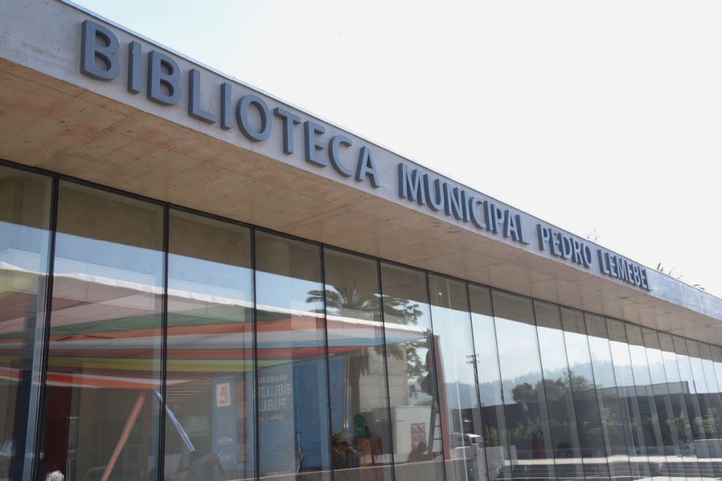 Recoleta: Inauguran la Biblioteca Pública Pedro Lemebel
