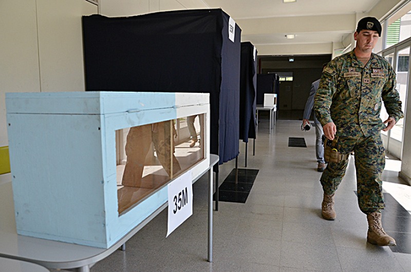 Ejército toma el control de los locales de votación con más de 17 mil efectivos