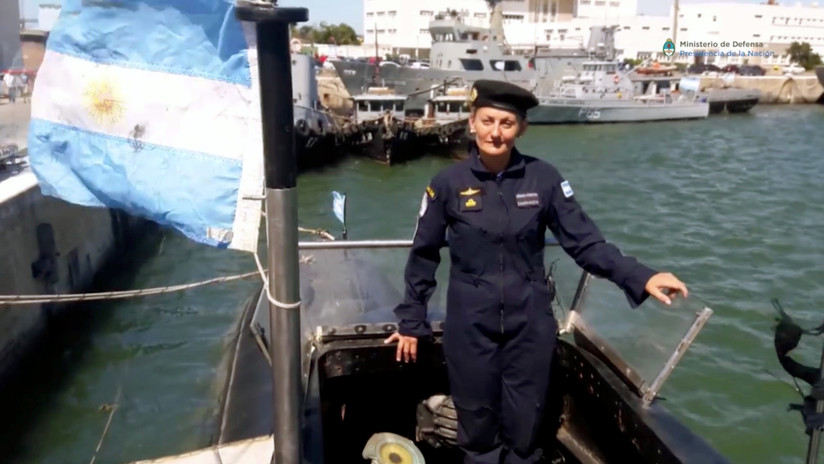 Una mujer a bordo del submarino argentino desaparecido advirtió a su familia de problemas mecánicos
