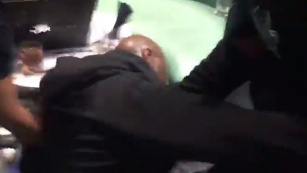 VIDEO: Lamar Odom se desploma tras beber toda la noche