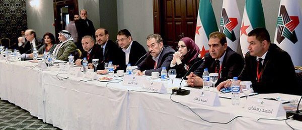 Derrotada, la oposición siria acepta dialogar con el gobierno de Bashar al Assad «sin condiciones»