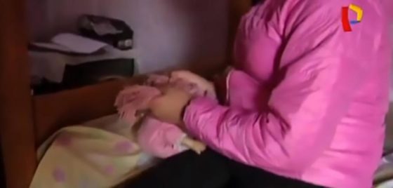 Niña de 9 años quedó embarazada tras ser violada 10 veces por día por su padrastro; ha sido obligada a dar a luz