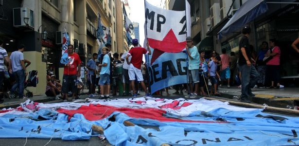 Movimientos Populares en Argentina: Organizados contra el hambre y la exclusión