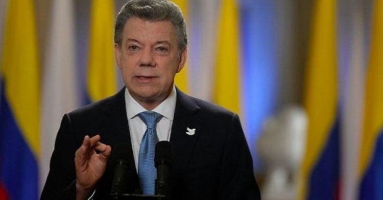 Colombia: Santos suspende diálogo con el ELN