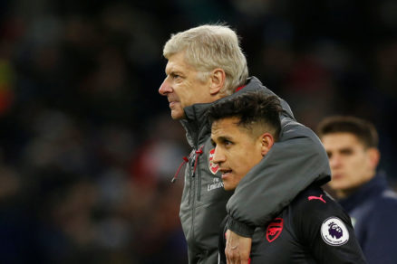 Wenger asegura que Alexis Sánchez no se va de Arsenal en enero
