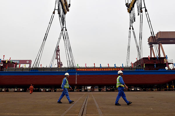 China lanza el primer buque de carga a electricidad y con cero emisiones de carbono