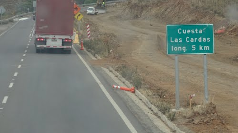 Criancero encuentra cadáver en estado de putrefacción en carretera que une a Ovalle con La Serena