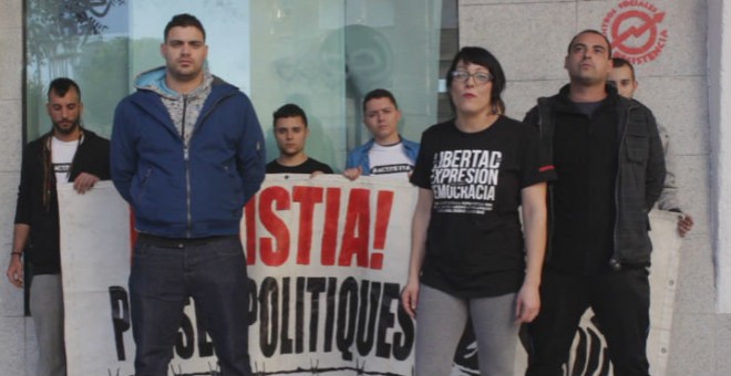 España: Condenan a 2 años de cárcel a raperos acusados de «enaltecimiento del terrorismo»