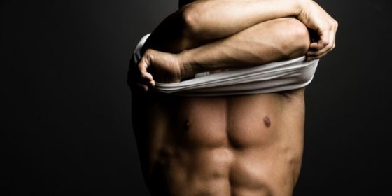 Estudio sugiere que las mujeres los prefieren con cuerpos fuertes