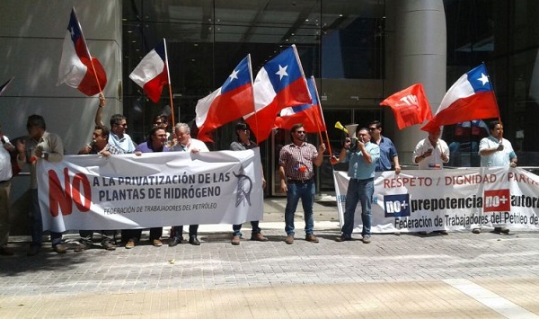 Trabajadores de la ENAP protestan contra posible privatización de las plantas de hidrógeno