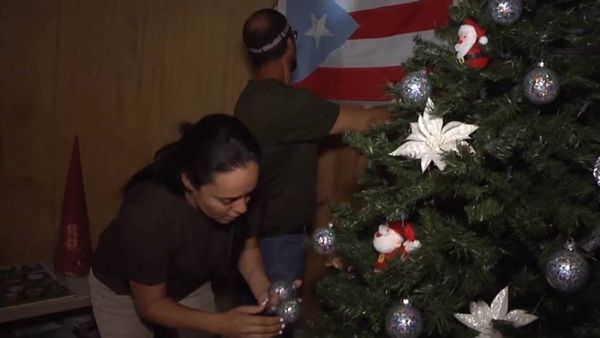 Una navidad a oscuras: la mitad de Puerto Rico sigue sin luz a tres meses del huracán