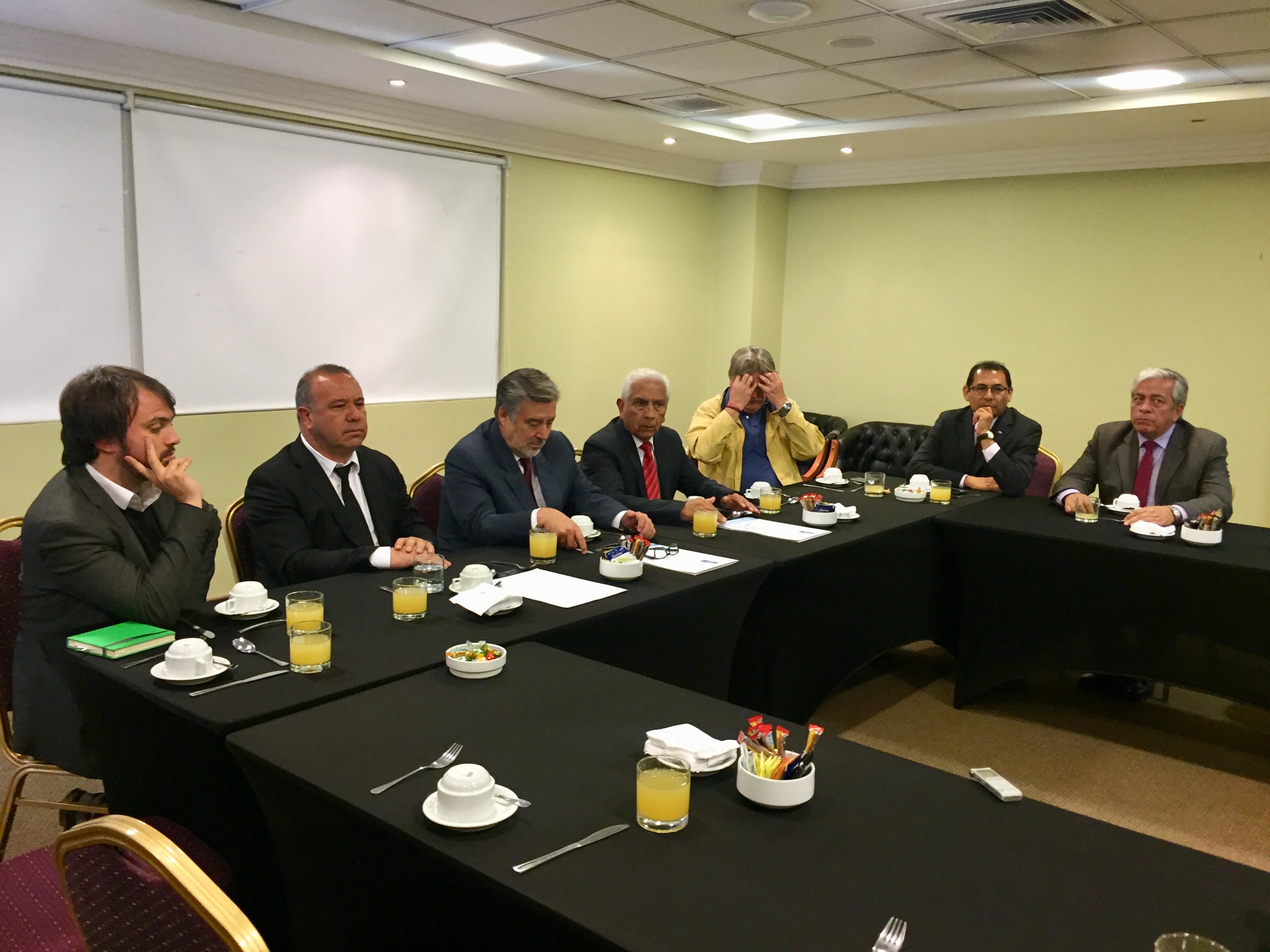 Jorge Sharp se reúne en Valparaíso con el presidenciable Alejandro Guillier