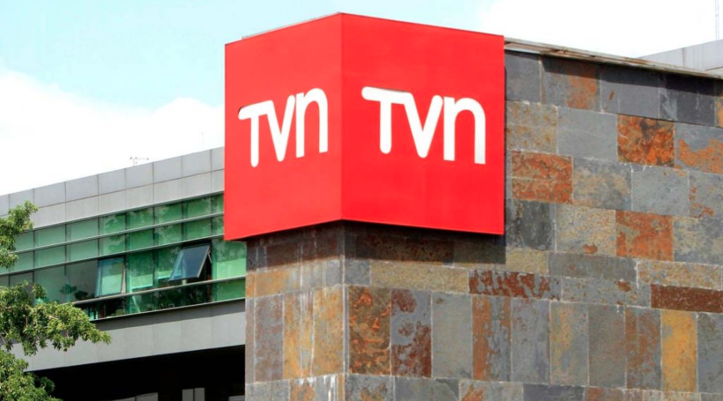 Confirman multas a TVN por no pagar horas extraordinarias de camarógrafos