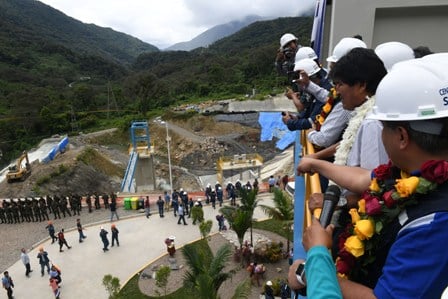 China dice que ayudará a que Bolivia sea el «centro energético» de Sudamérica