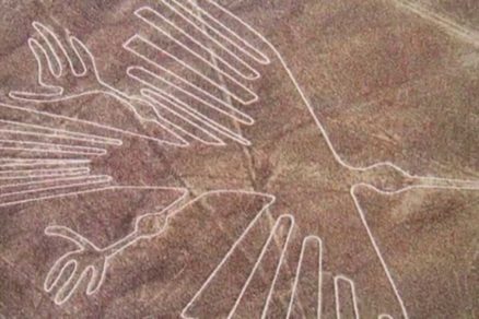 Perú: Camión se sale de la carretera y pasa por encima de las milenarias Líneas de Nazca