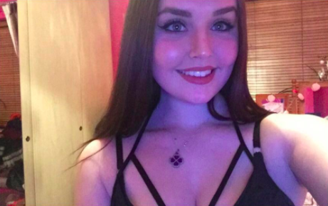 Adolescente se suicida luego de enviar por accidente un Snapchat engañando a su novio