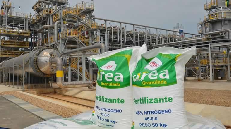 Bolivia venderá 335 mil toneladas anuales de fertilizante urea a Brasil