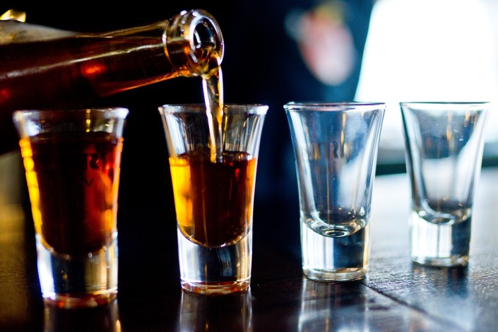Estudio de Cambridge ofrece fuerte evidencia de que el alcohol puede dañar el ADN directamente