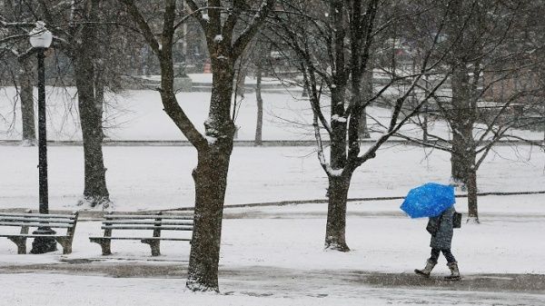 Autoridades declaran emergencia por tormenta invernal en el sureste de EE.UU.