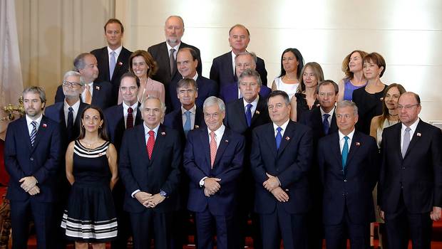Bancada Comunista y el equipo de Piñera: «Es un gabinete de empresarios, es un gobierno empresarial»