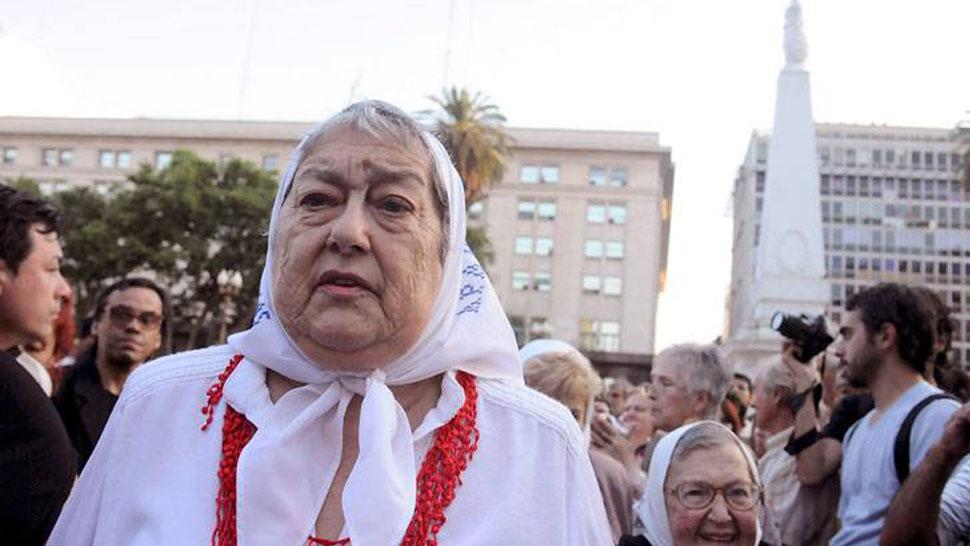 Madres de Plaza de Mayo: Gobierno de Macri quiere destruir la historia