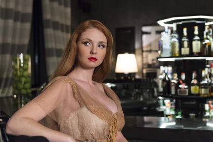 Movilh distingue a artista Lena Katina por su aporte a la comunidad LGBTI