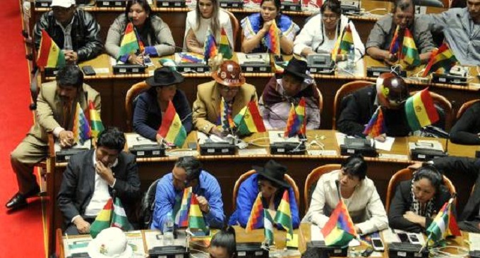 Bolivia: ONU destaca que es el segundo país con más mujeres en el Parlamento