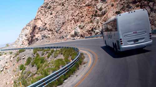 Mendoza: Accidente de bus con miembros de escuela de fútbol chilena deja al menos tres niños muertos