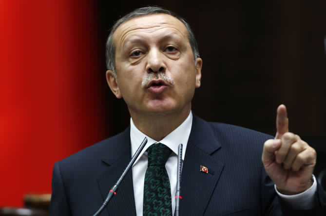 Aumenta la tensión Siria-Turquía: Erdogan anuncia que van a «cercar» Afrín para cortar apoyo a kurdos