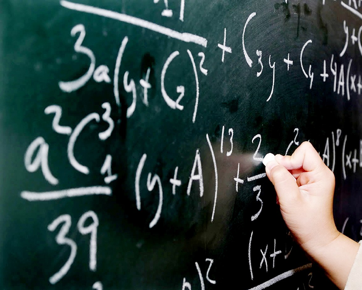 Físico de Cambridge y las matemáticas escolares: «el 80% del contenido no es útil»
