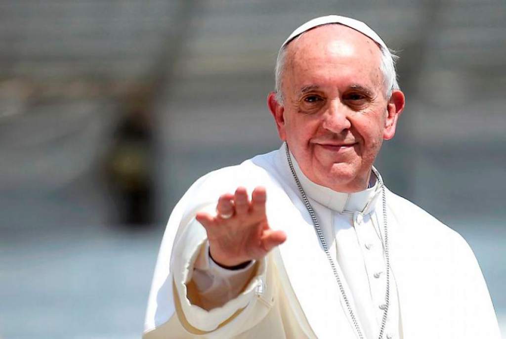 Tras críticas contra Francisco, el Vaticano reactiva comisión que revisa abusos a menores