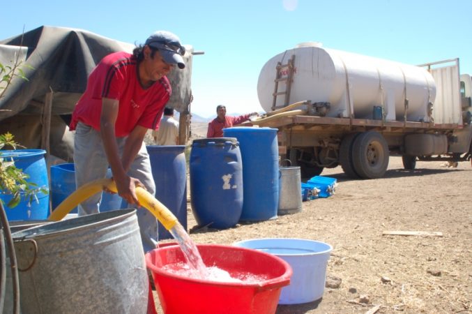 14 mil personas de comunidades mapuche luchan contra la escasez de agua en la comuna de Victoria