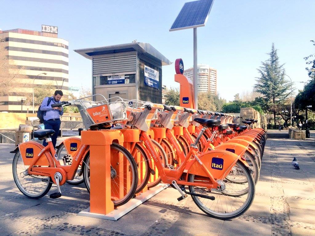 Cuestionan servicio de bicicletas públicas: SERNAC presentó demanda colectiva contra Bike Santiago