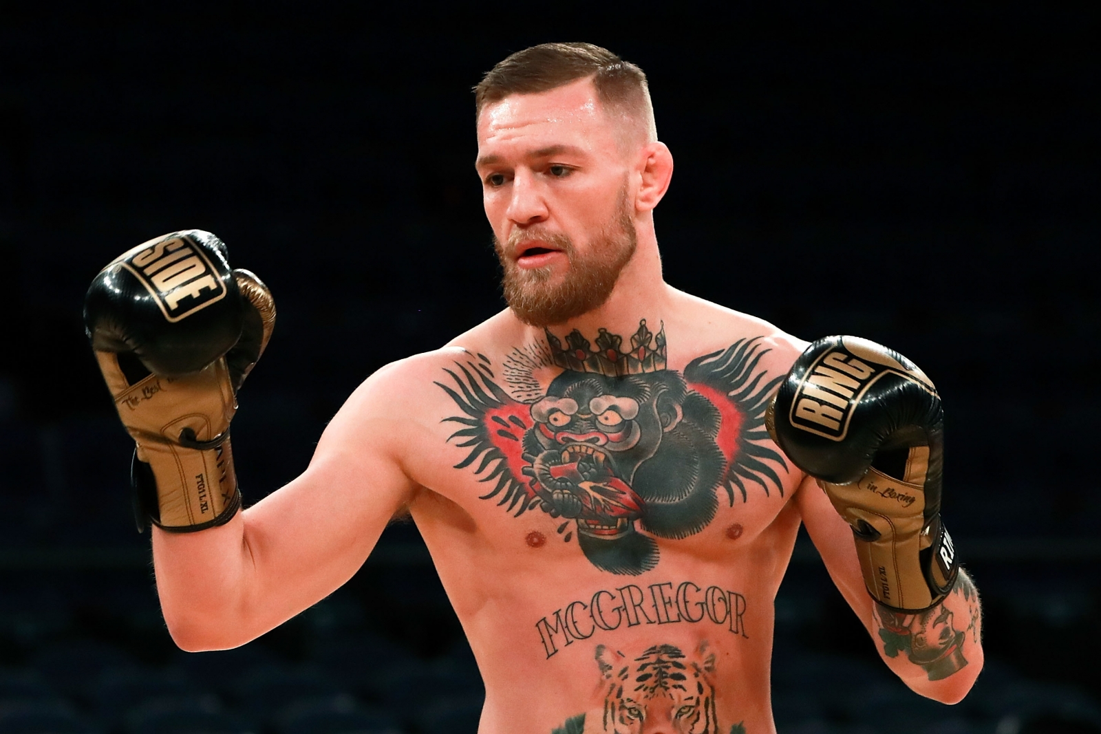 McGregor pierde su cinturón de campeón de UFC