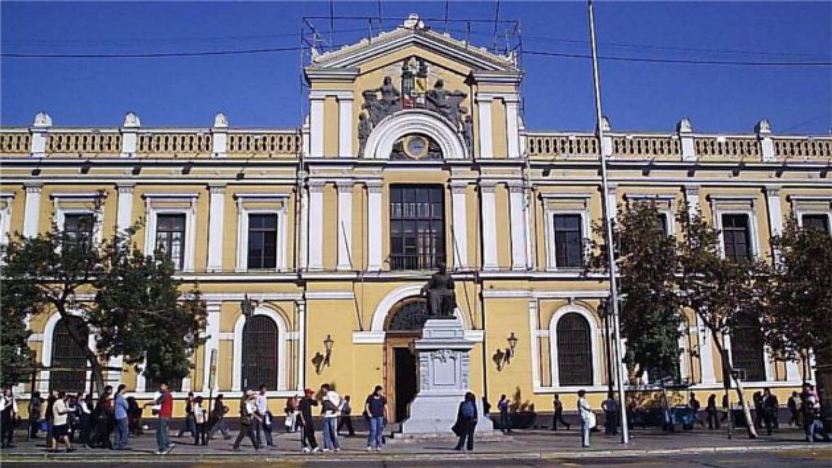 Corte de Apelaciones de Santiago confirma sentencia que declara prescrita deuda por crédito universitario