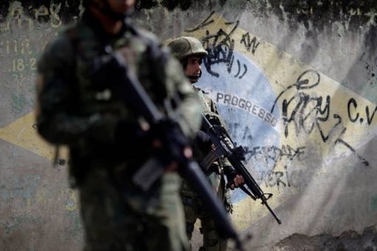 Temer y militares en Río de Janeiro: «Una nueva etapa del Golpe en Brasil»