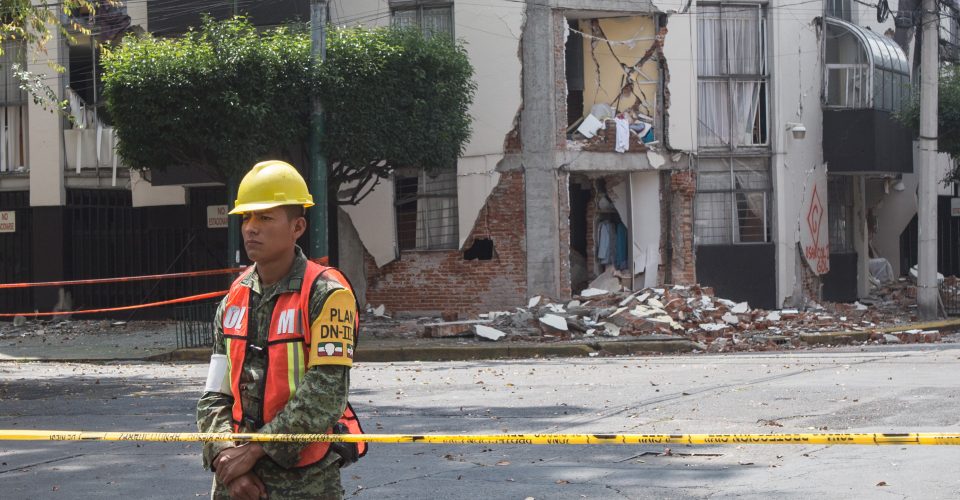 Jefe del gobierno dice que reconstruir Ciudad de México «llevará seis años»