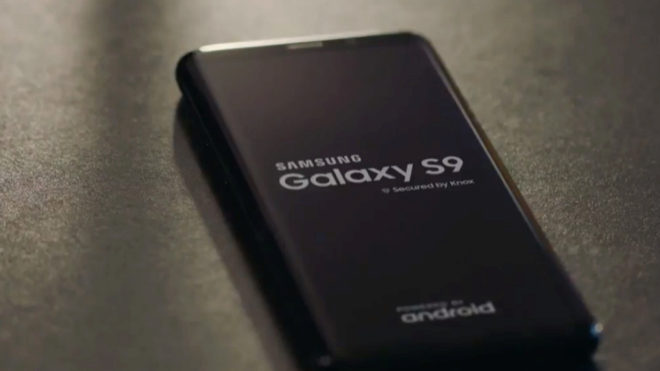 Samsung presenta al competidor del decepcionante iPhone X
