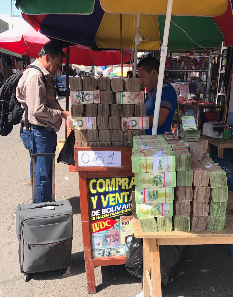 Gobierno venezolano lanza nuevo cono para hacer frente a escasez de efectivo
