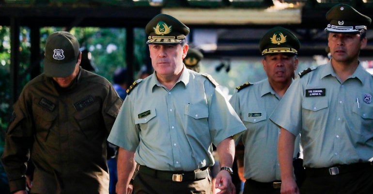 Carabineros: La Moneda aprueba el nuevo Alto Mando y 15 generales pasan a retiro