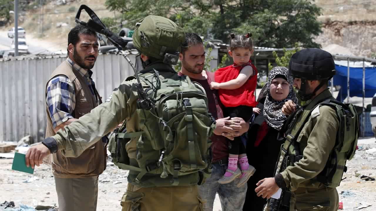 Cisjordania: Ejército de Israel está creando una base de datos con información de civiles palestinos