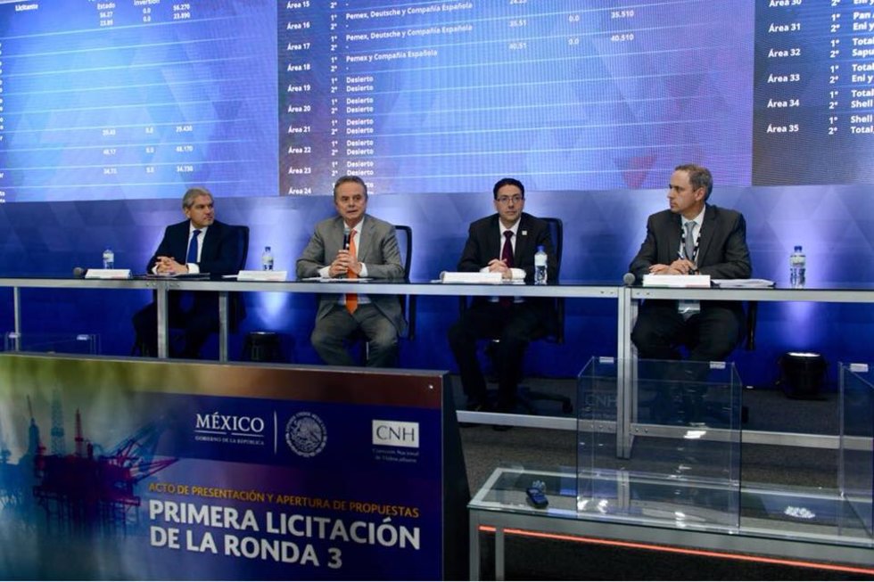 México entregó a trasnacionales 16 nuevos bloques petroleros