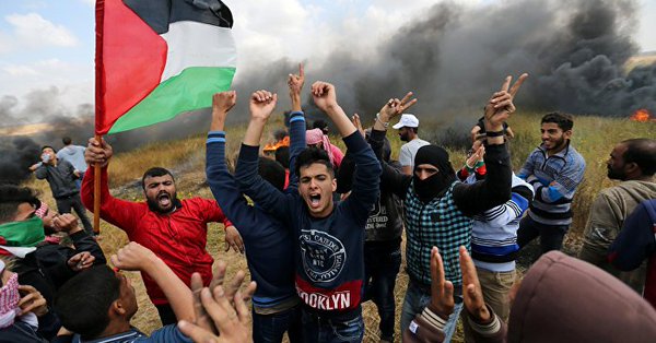 Israel mata a 14 palestinos tras violenta represión a protesta en la frontera con Gaza