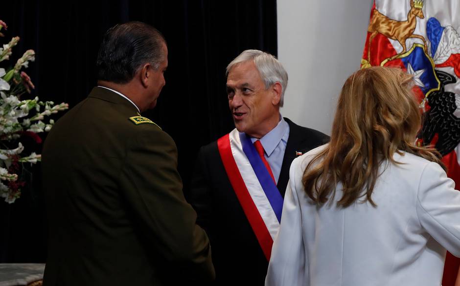 Presidenta de la UDI sostiene que «es probable» que Piñera saque a general Villalobos de su cargo