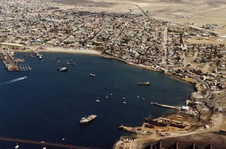 Caldera: Pescadores se querellan contra minera Candelaria por derrames de concentrados de cobre y fierro al mar