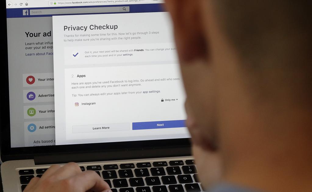Las nuevas medidas que tomó Facebook sobre controles de privacidad de los usuarios
