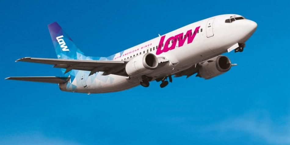Aerolínea LAW anuncia proceso de «reorganización» y suspende todos sus vuelos