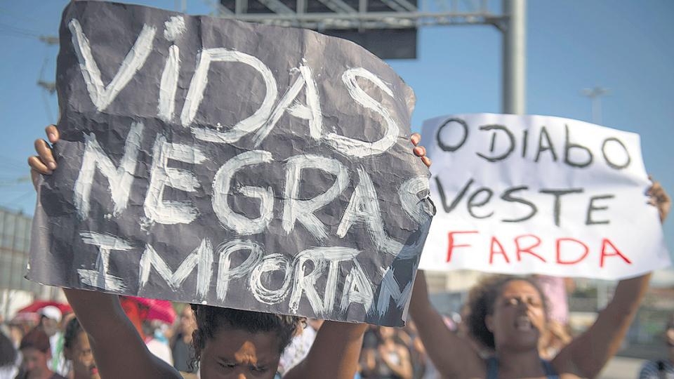 Brasil: masiva marcha por Marielle Franco en la favela donde nació